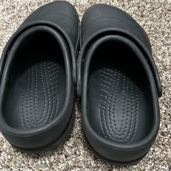 Crocs - Picture 3 of 5